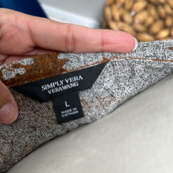 Top - Picture 5 of 5